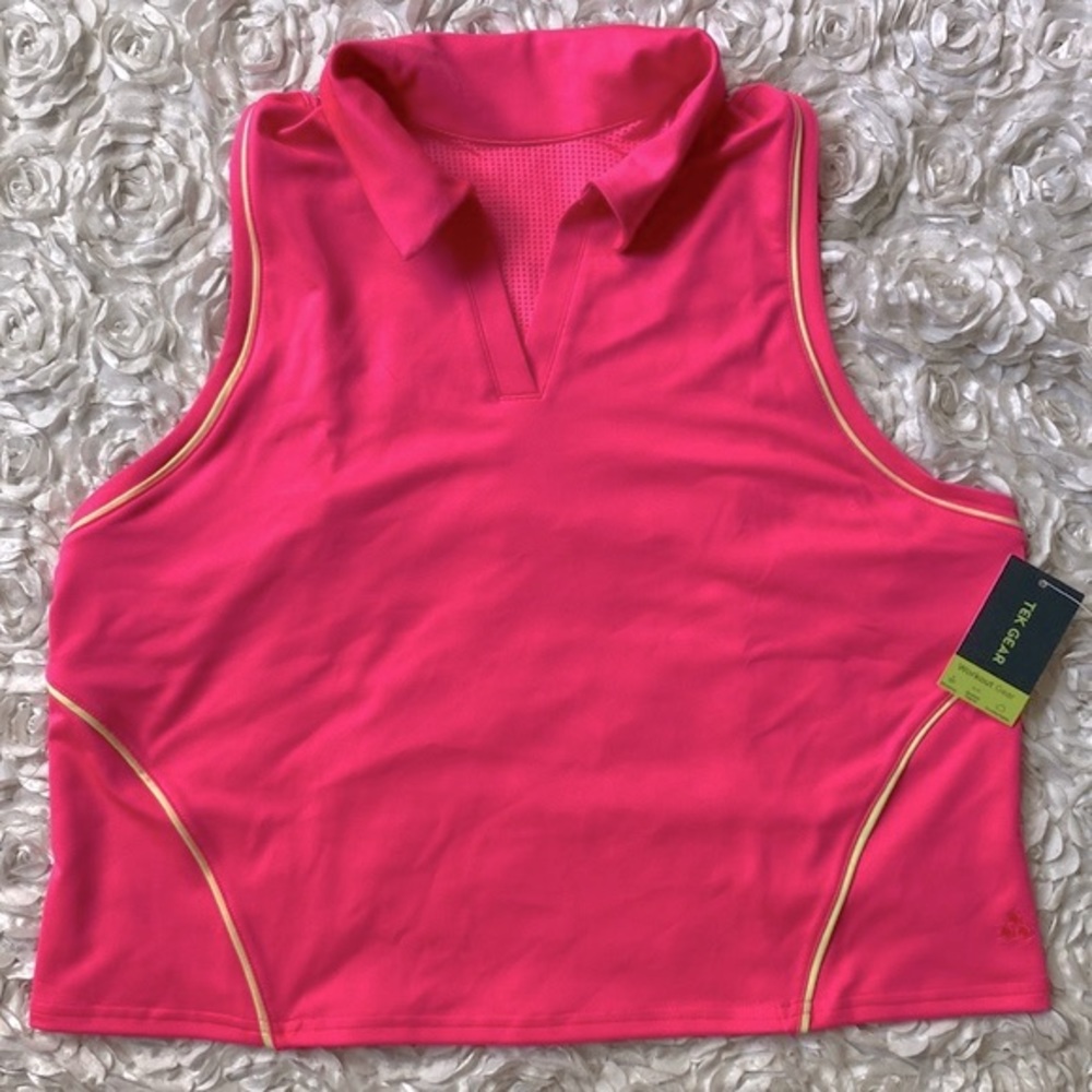 . New Tek Gear women’s active top size XL